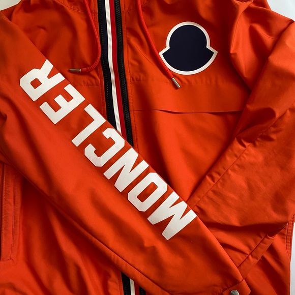 Moncler Montreal logo print shell jacket - Picture 4 of 8